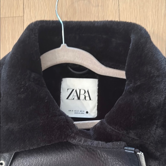 Zara Black Faux Leather Jacket with Belt - Picture 4 of 5